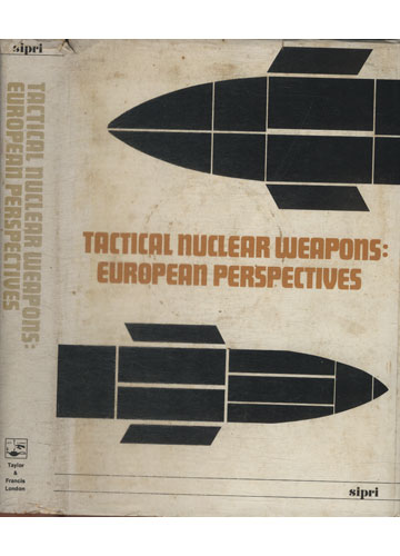 Sebo do Messias Livro - Tactical Nuclear Weapons - European Perspectives